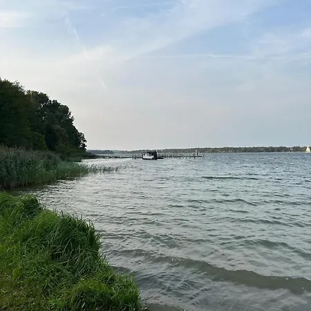 Wunderschoenes Soul Space Mit Seeblick Im Marina